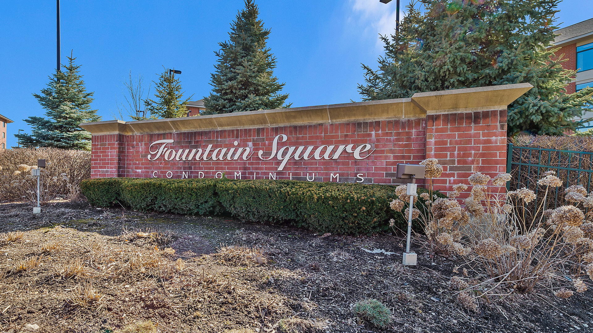 Fountain Square in Lombard IL Homes for Sale Fountain Square in