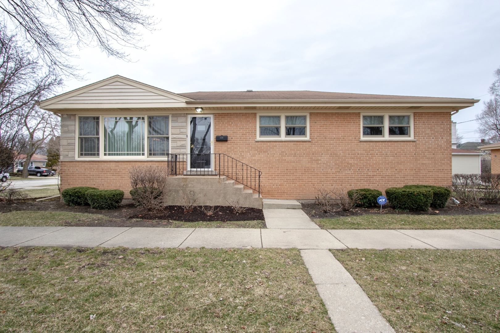 Morton Grove IL Homes for Sale Morton Grove Real Estate Bowers