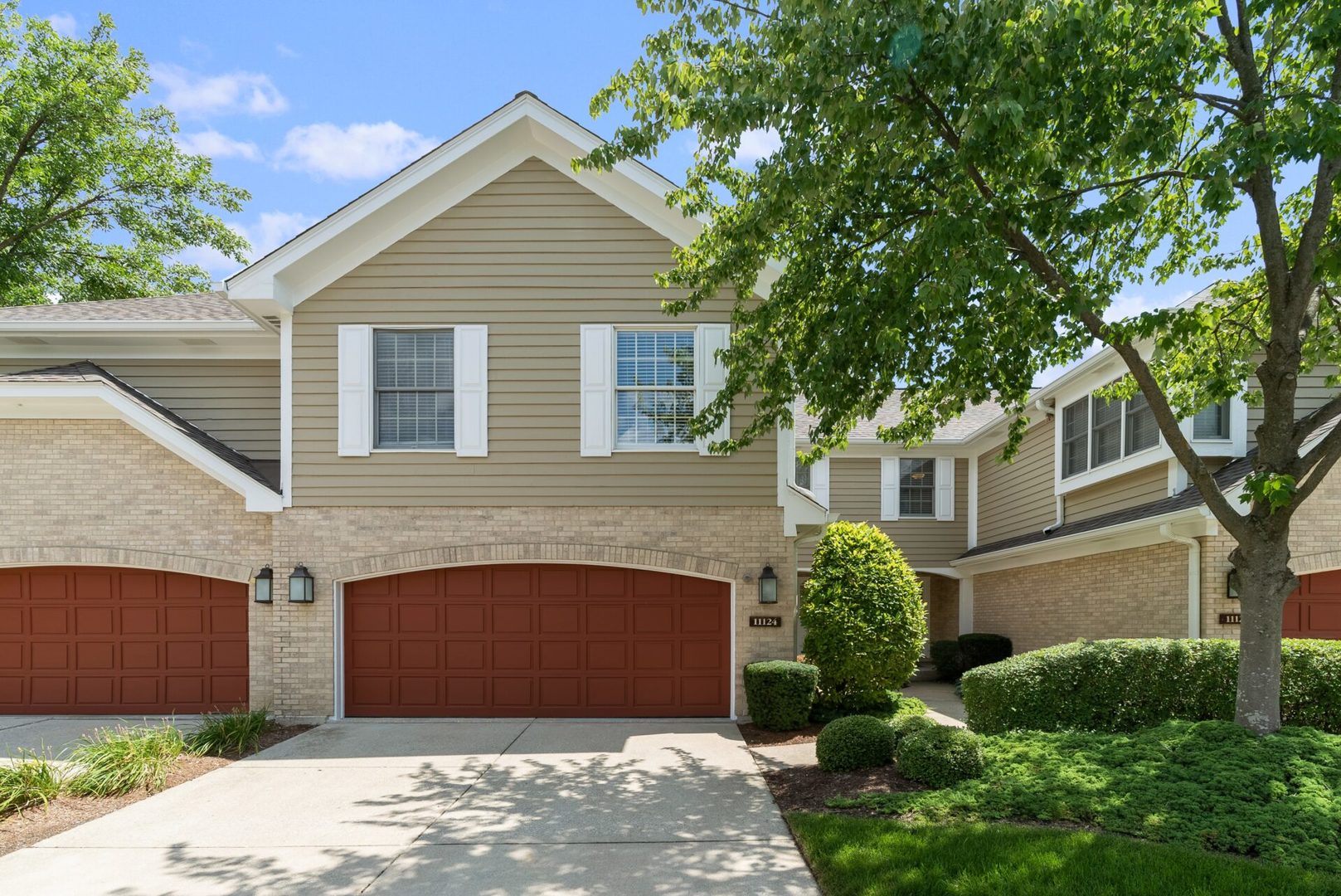 Indian Woods in Indian Head Park IL Homes for Sale Indian Woods in