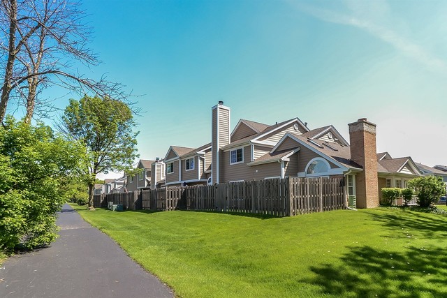 271 Woodstone Circle