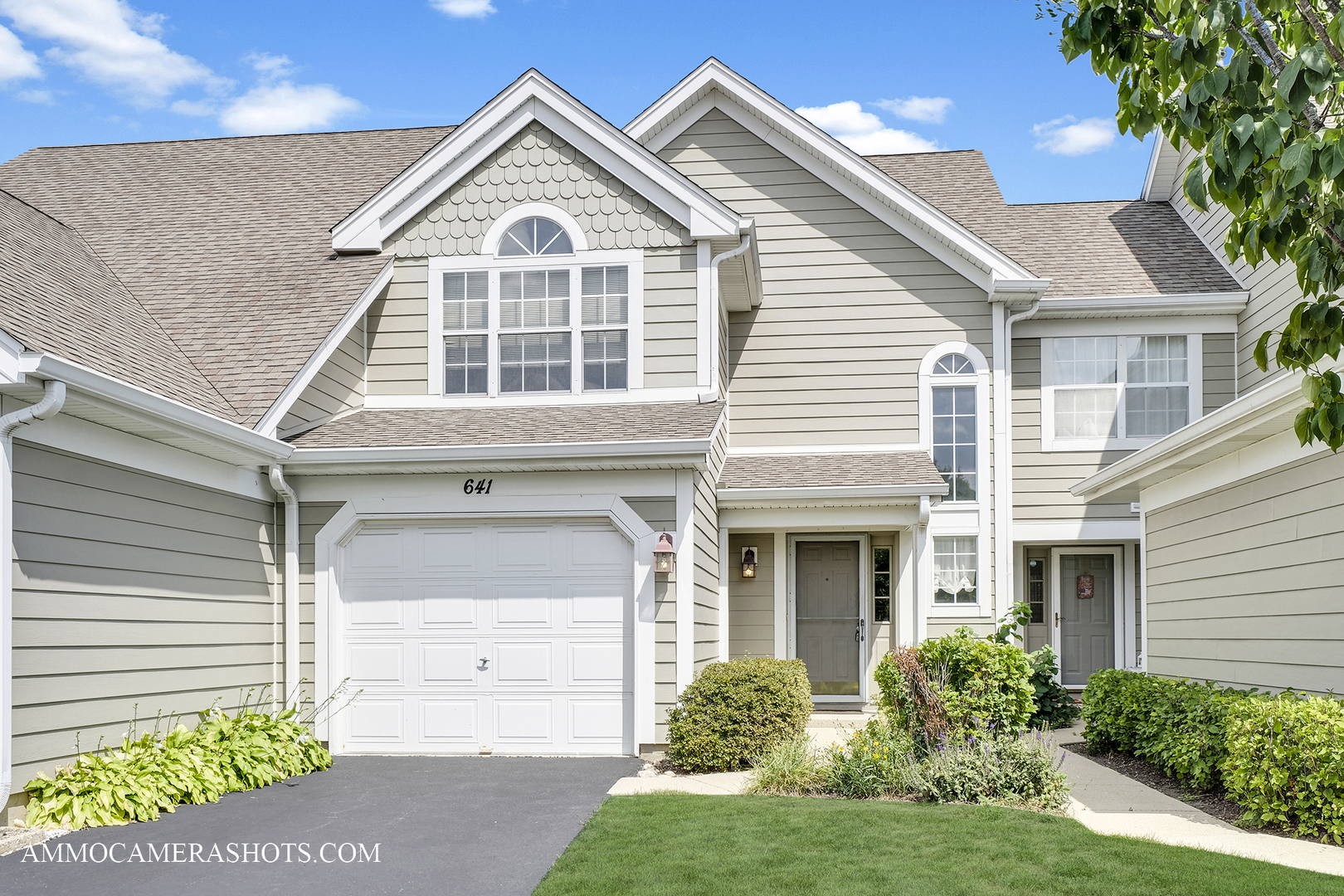 Cambridge Pointe in Carol Stream IL Homes for Sale Cambridge Pointe
