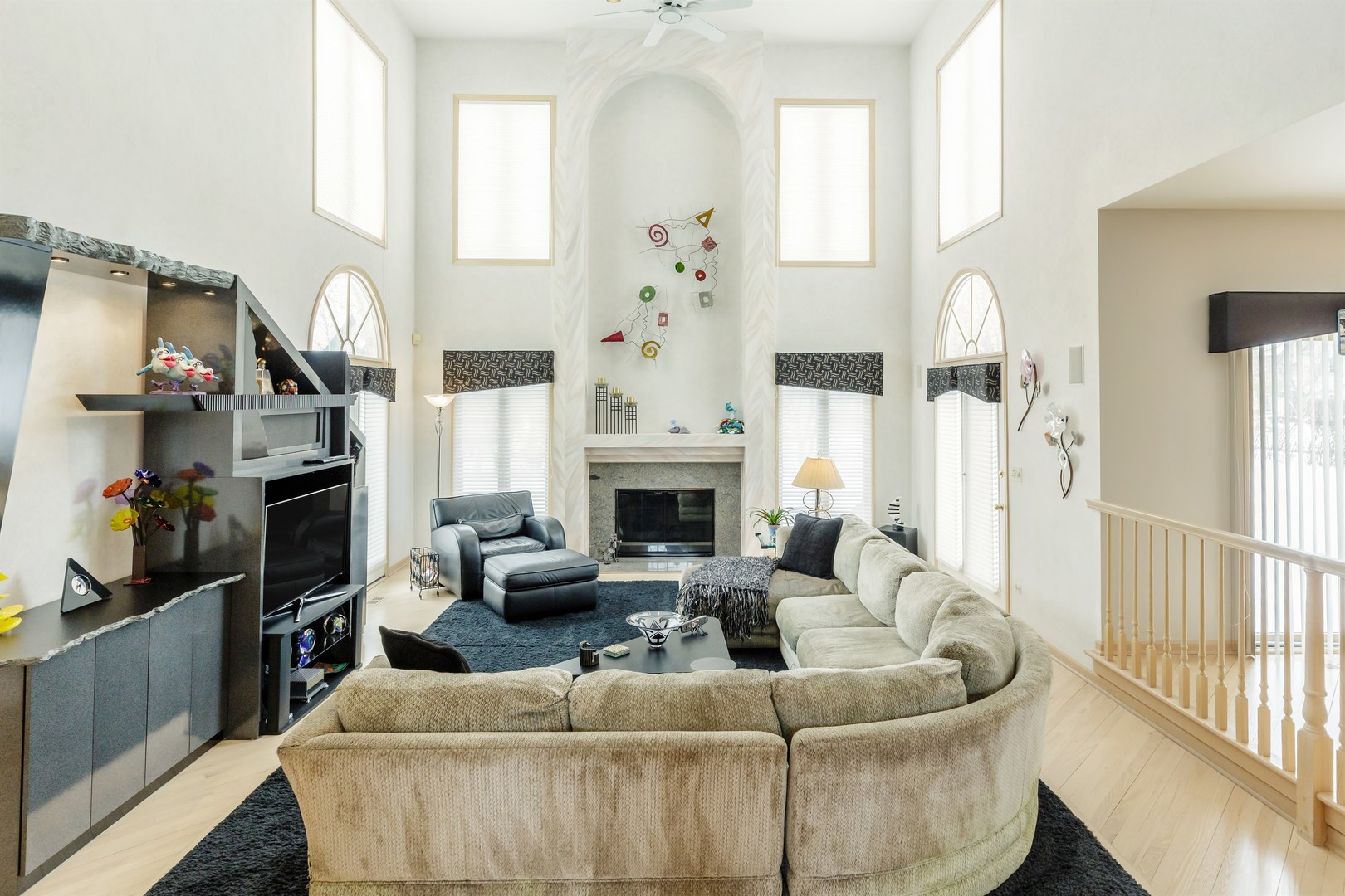 2980 KINGSTON Drive