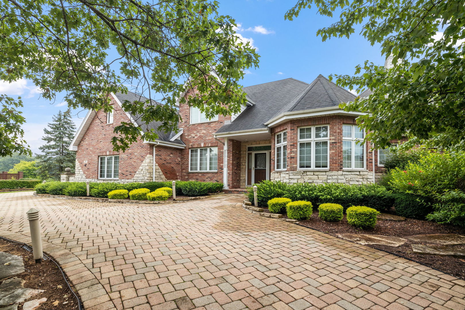 Ruffled Feathers in Lemont IL Homes for Sale Ruffled Feathers in