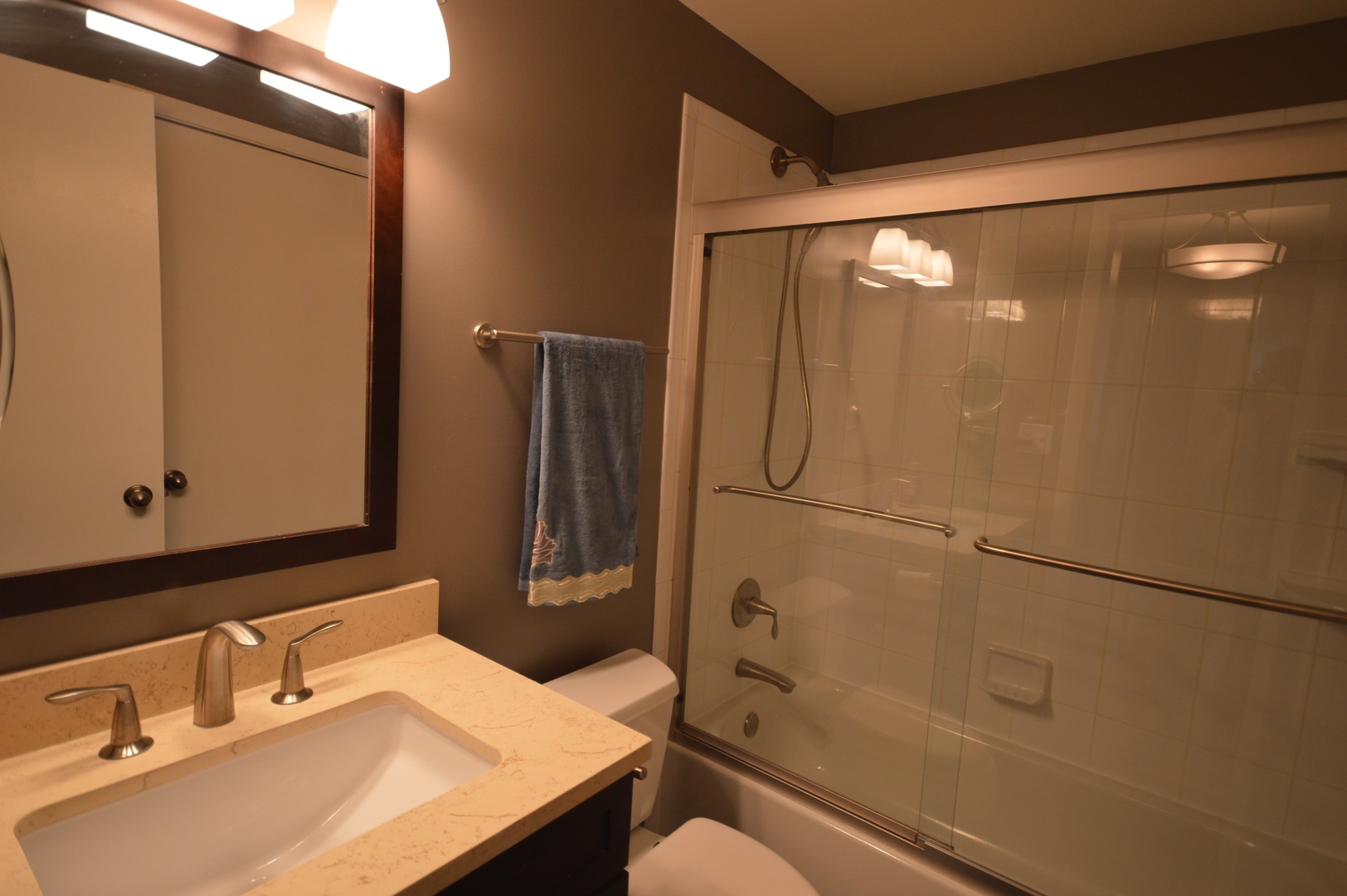 805 COVENTRY Place 805