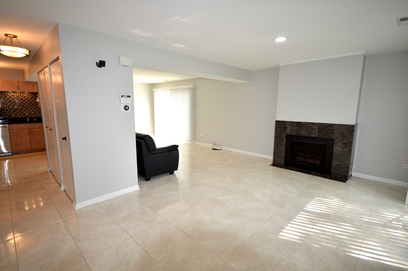 805 COVENTRY Place 805