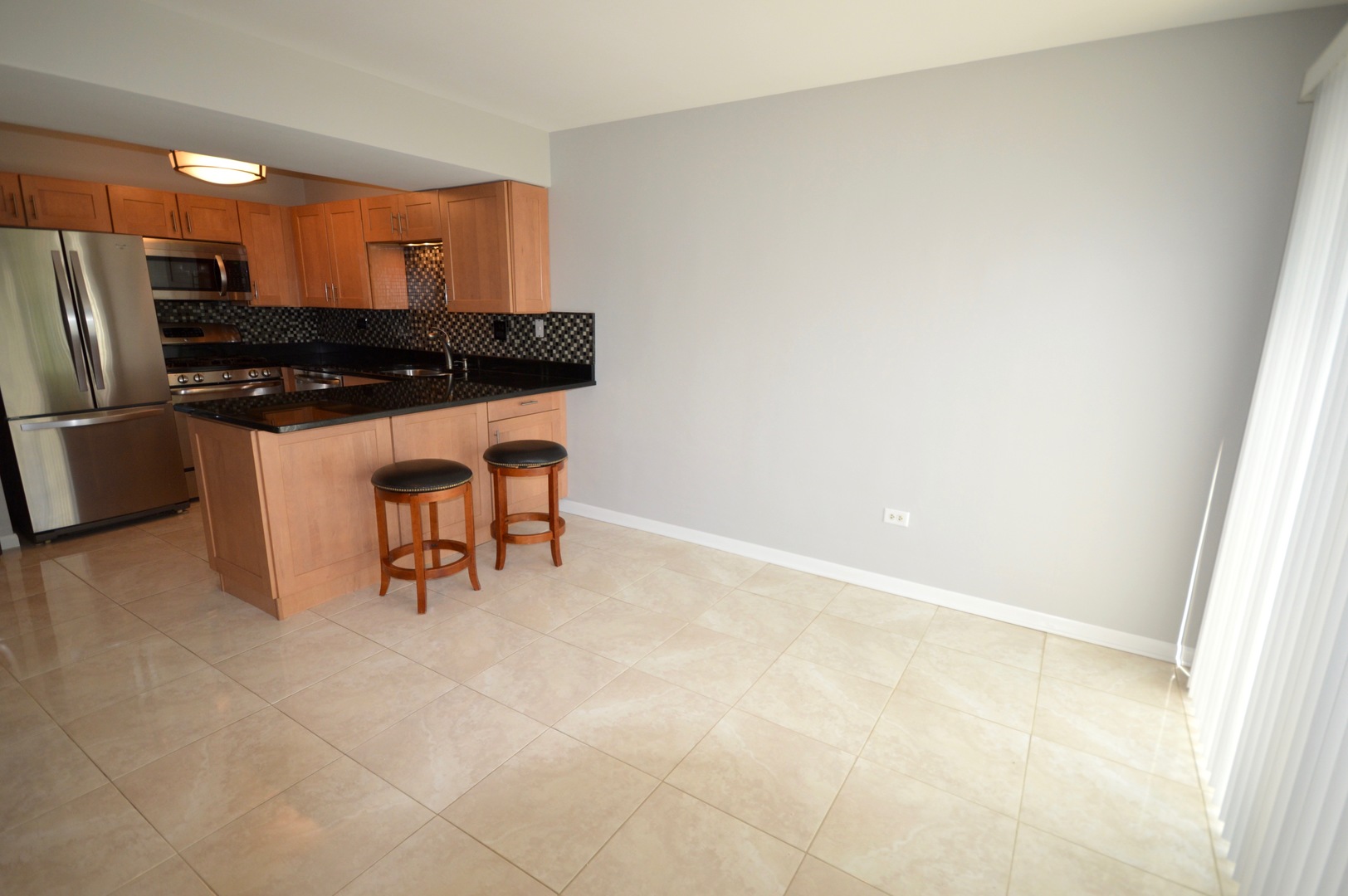 805 COVENTRY Place 805