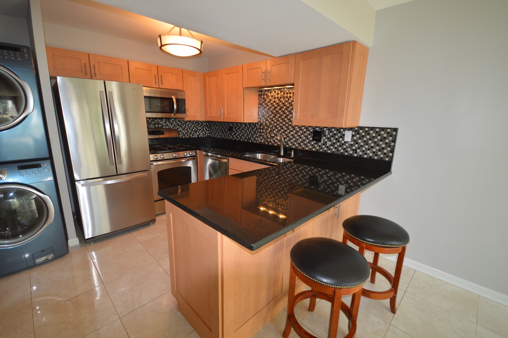 805 COVENTRY Place 805