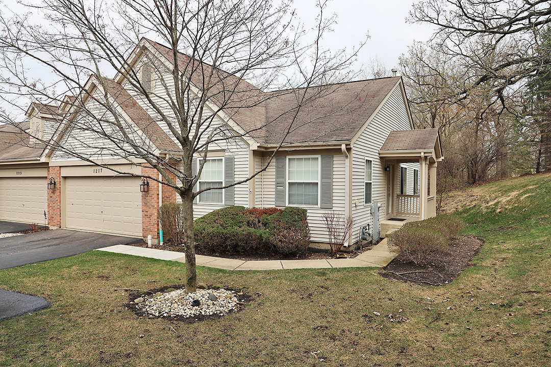 Woodland Green in Fox Lake IL Homes for Sale Woodland Green in Fox