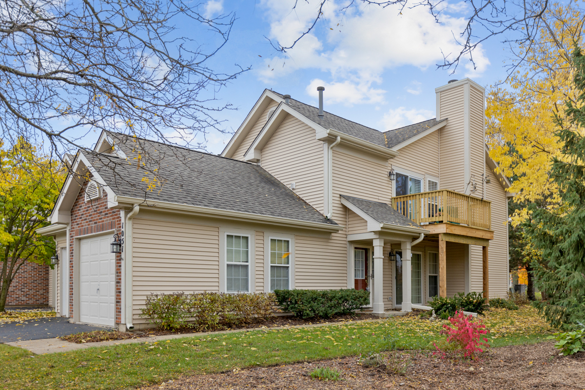 Cobblers Crossing in Elgin IL Homes for Sale Cobblers Crossing in