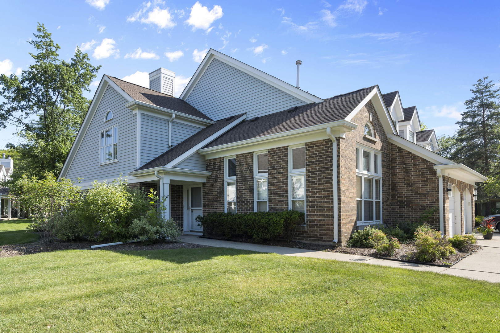 Woodlands Of Fiore in Buffalo Grove IL Homes for Sale Woodlands Of