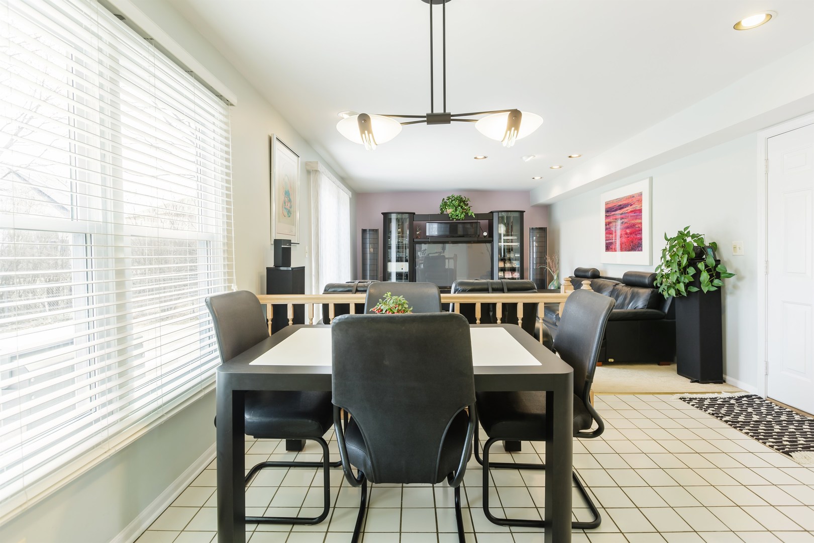 813 PRAIRIE Lane