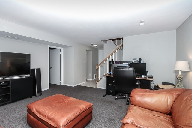 337 RUGBY Place