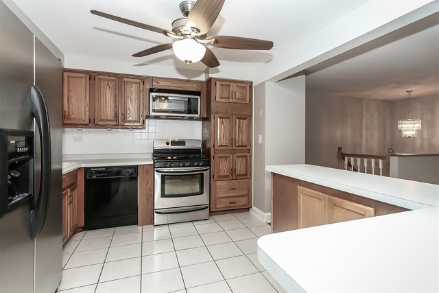 337 RUGBY Place