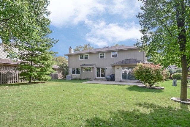 1110 E Valley Lane