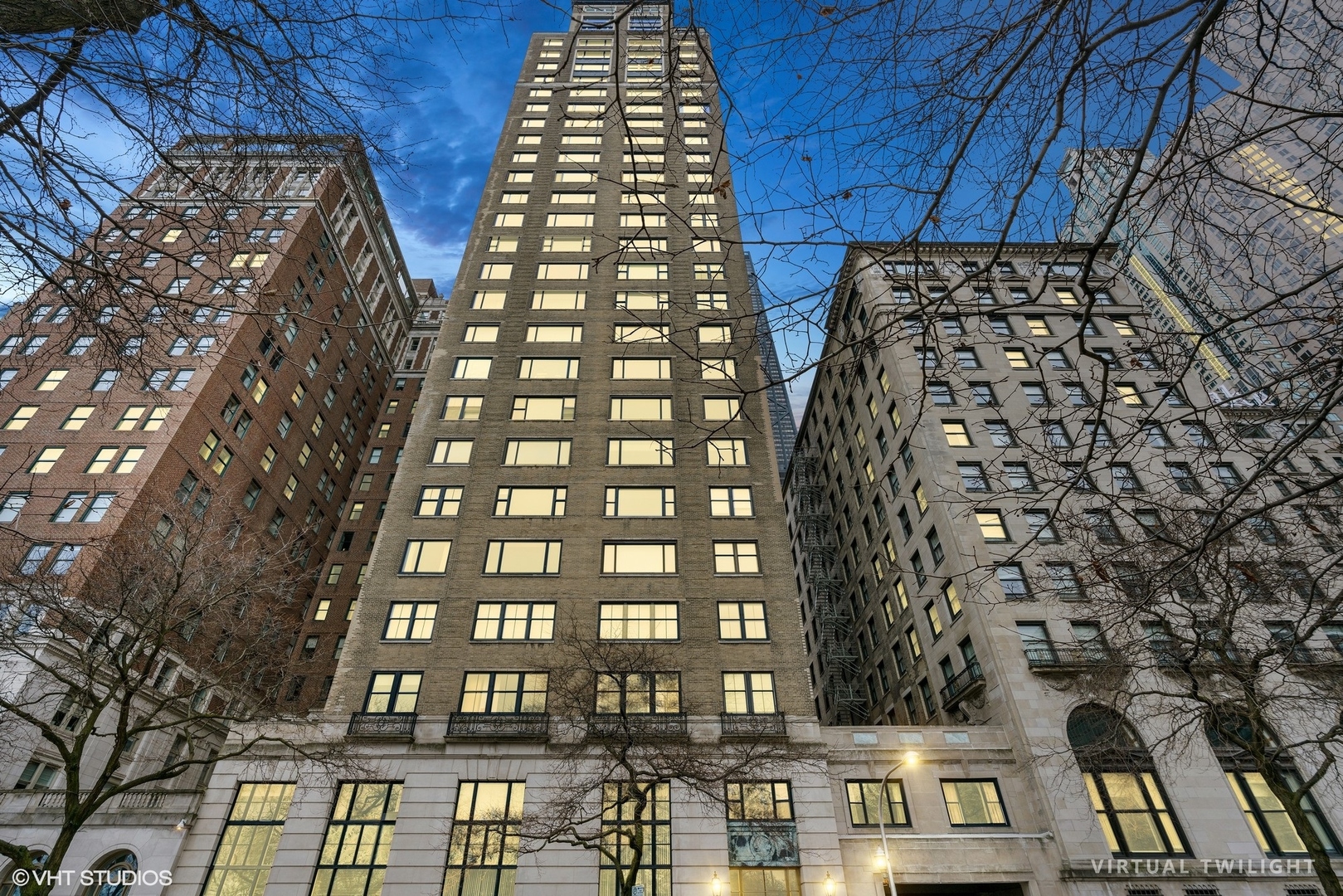 Drake Tower in Chicago IL Homes for Sale Drake Tower in Chicago Real