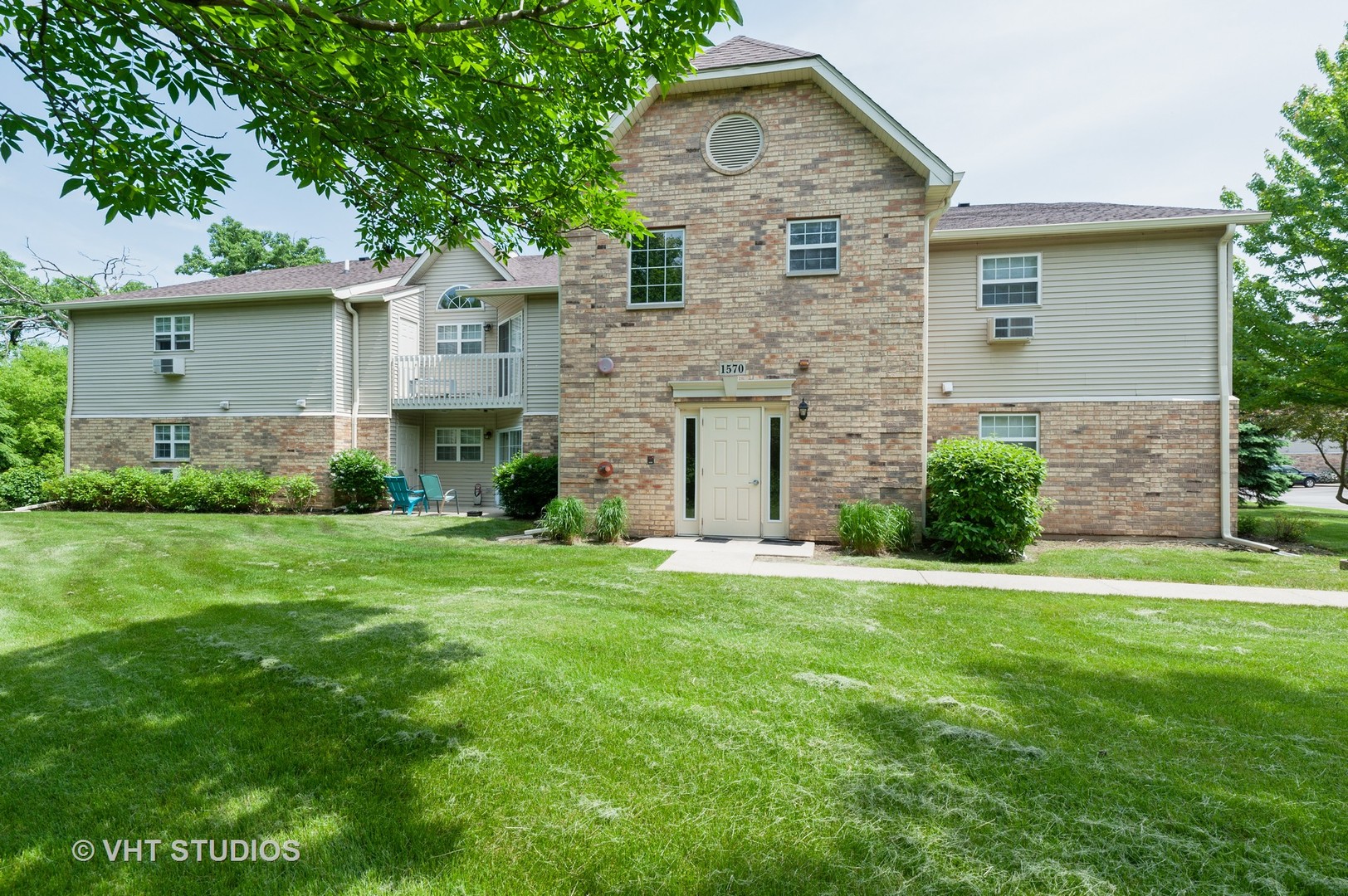 Fairfield Village in Round Lake Beach IL Homes for Sale Fairfield