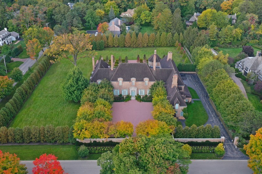 7 House in Lake Forest