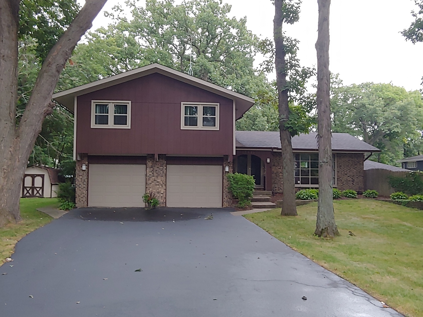 Homes For In The Camelot Subdivision Joliet Illinois Real Estate 22325 South Galahad Joliet Illinois