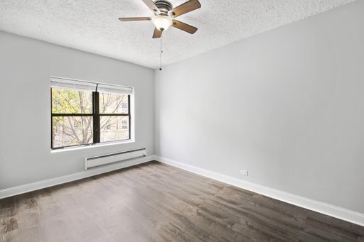 4555 N Malden St apartments for rent at AptAmigo