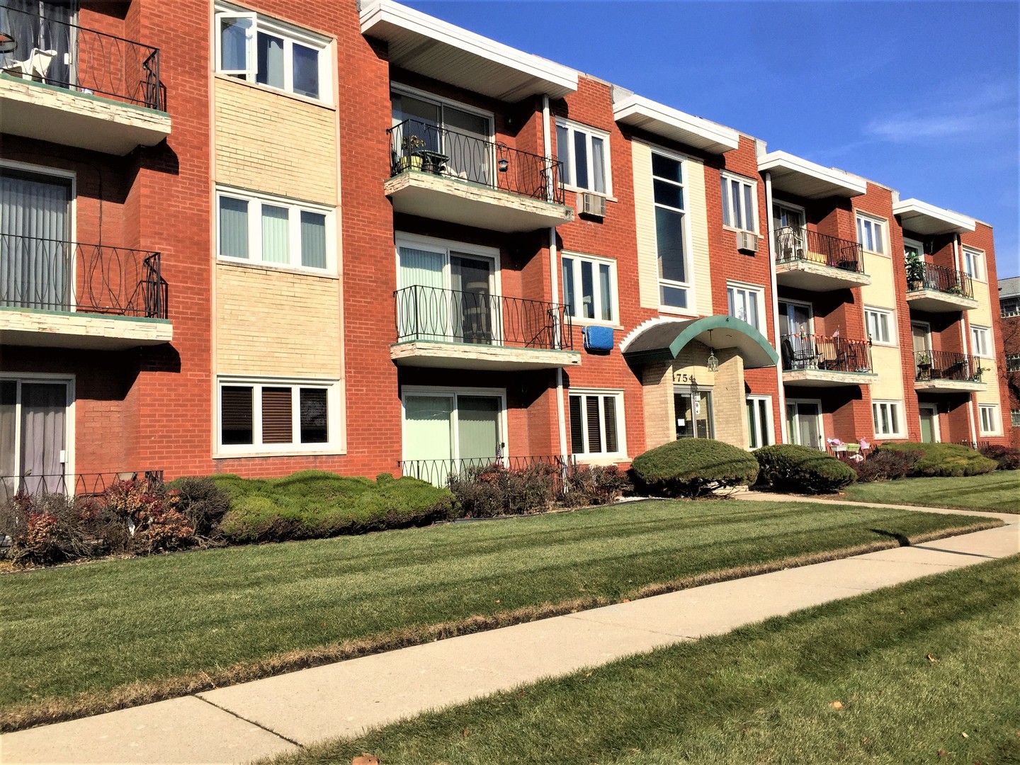 4754 W 101st 4B, Oak Lawn, MLS 10578743 Berkshire Hathaway HomeServices Chicago