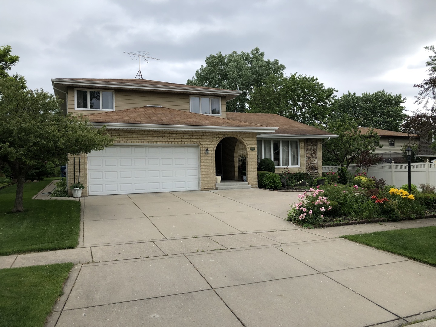 Palos Hills IL Homes for Sale Palos Hills Real Estate Bowers Realty