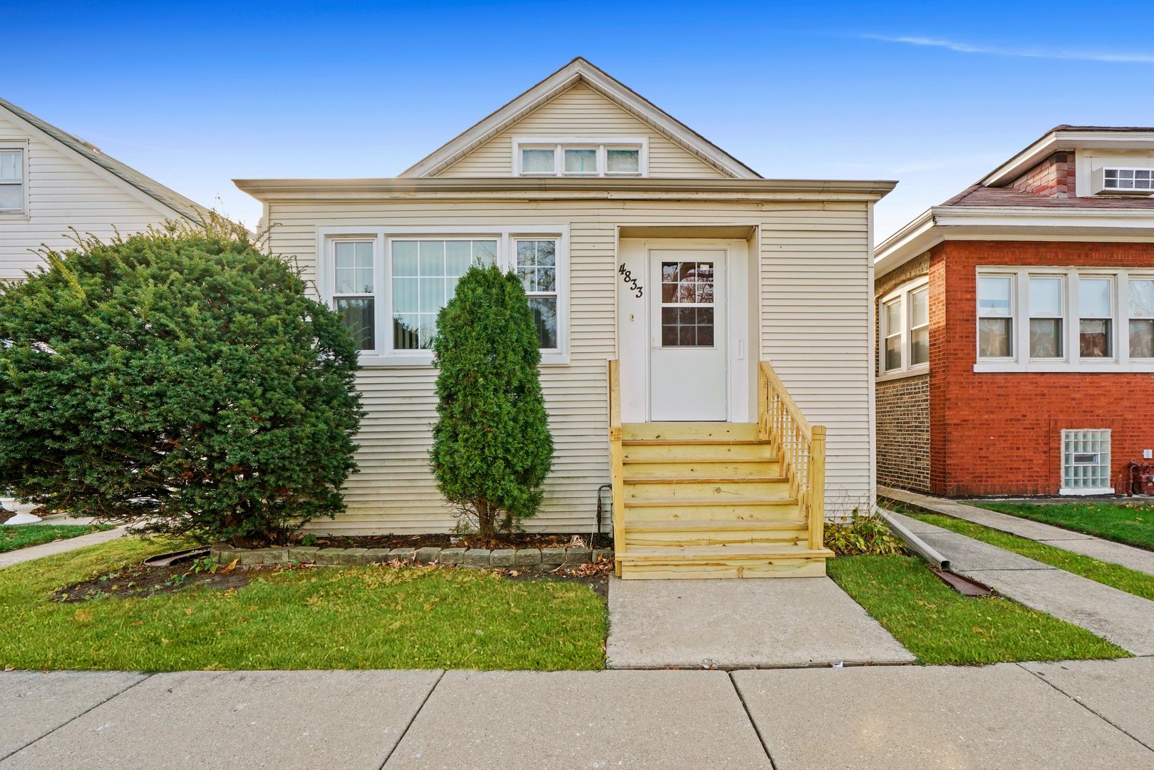 4833 W Crystal , Chicago, IL MLS 10941756 Berkshire Hathaway