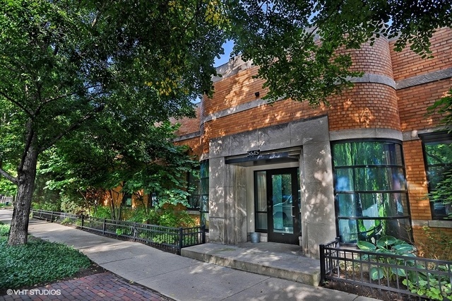 5645 North Ravenswood Avenue Chicago IL 60640
