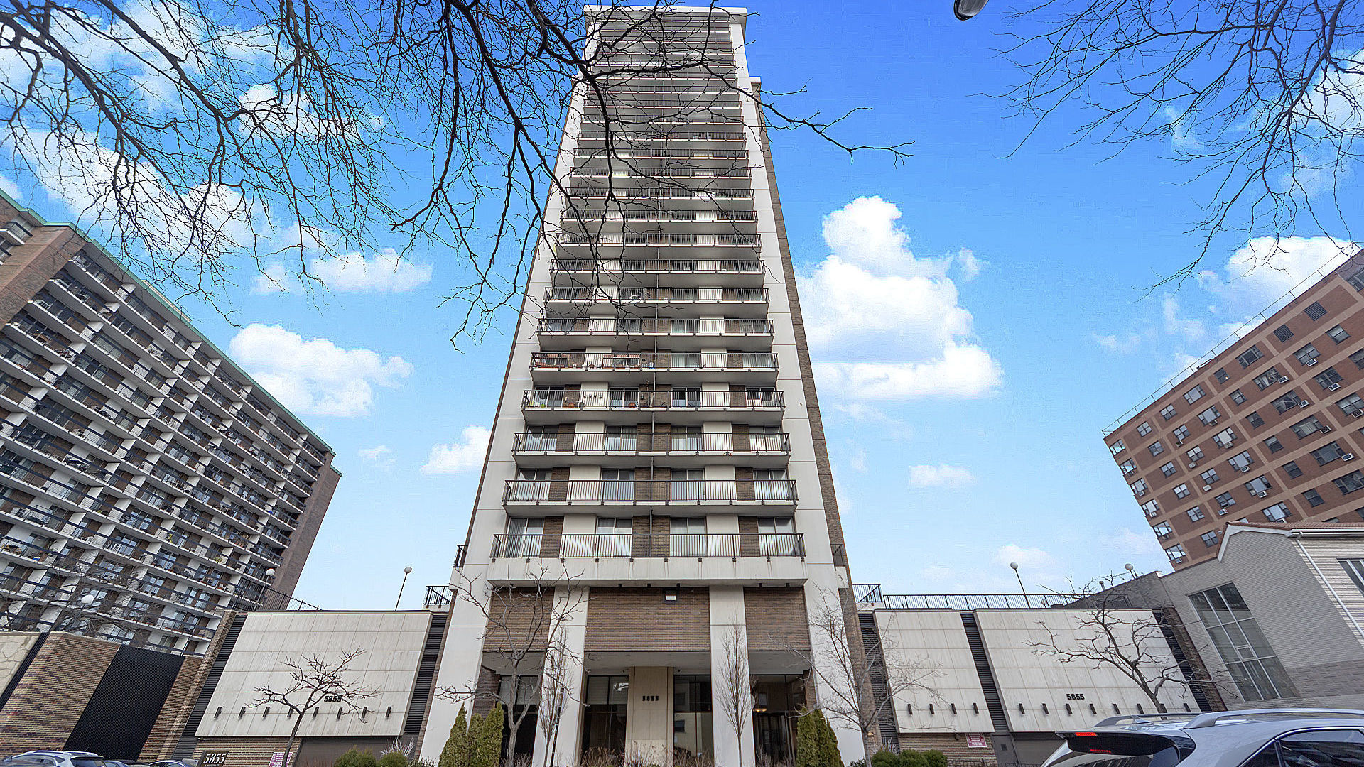 5855 N Sheridan Chicago Condos For Sale