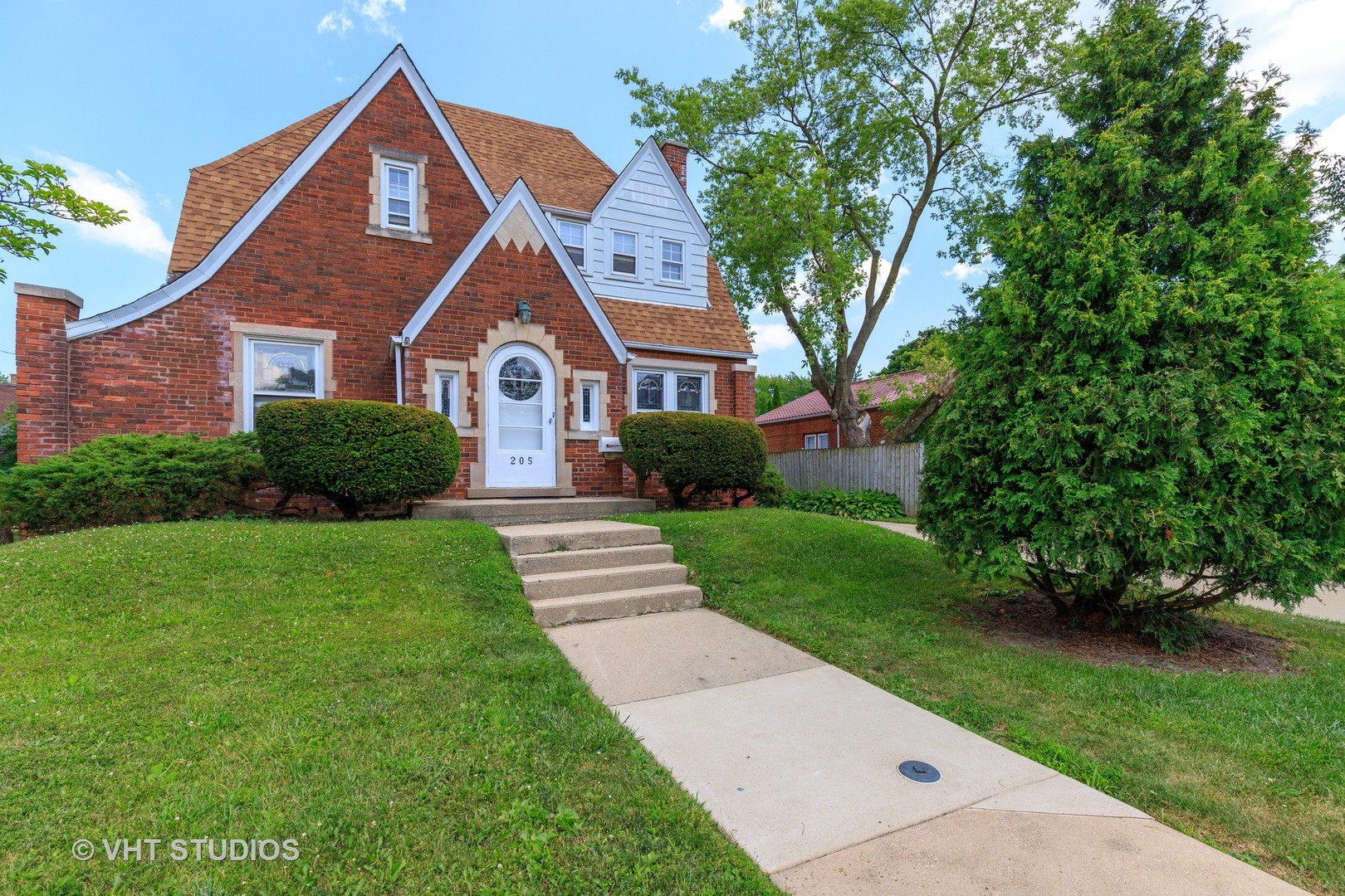 waukegan-il-homes-for-sale-waukegan-real-estate-bowers-realty-group