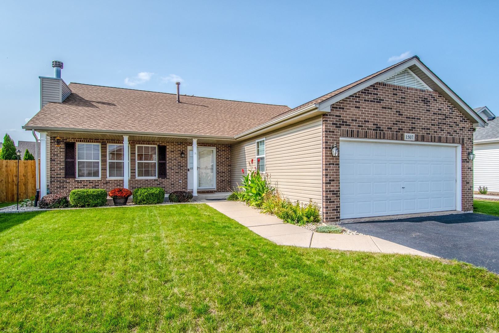 1507 Spring Oaks , Joliet, IL MLS 10917775 Berkshire Hathaway