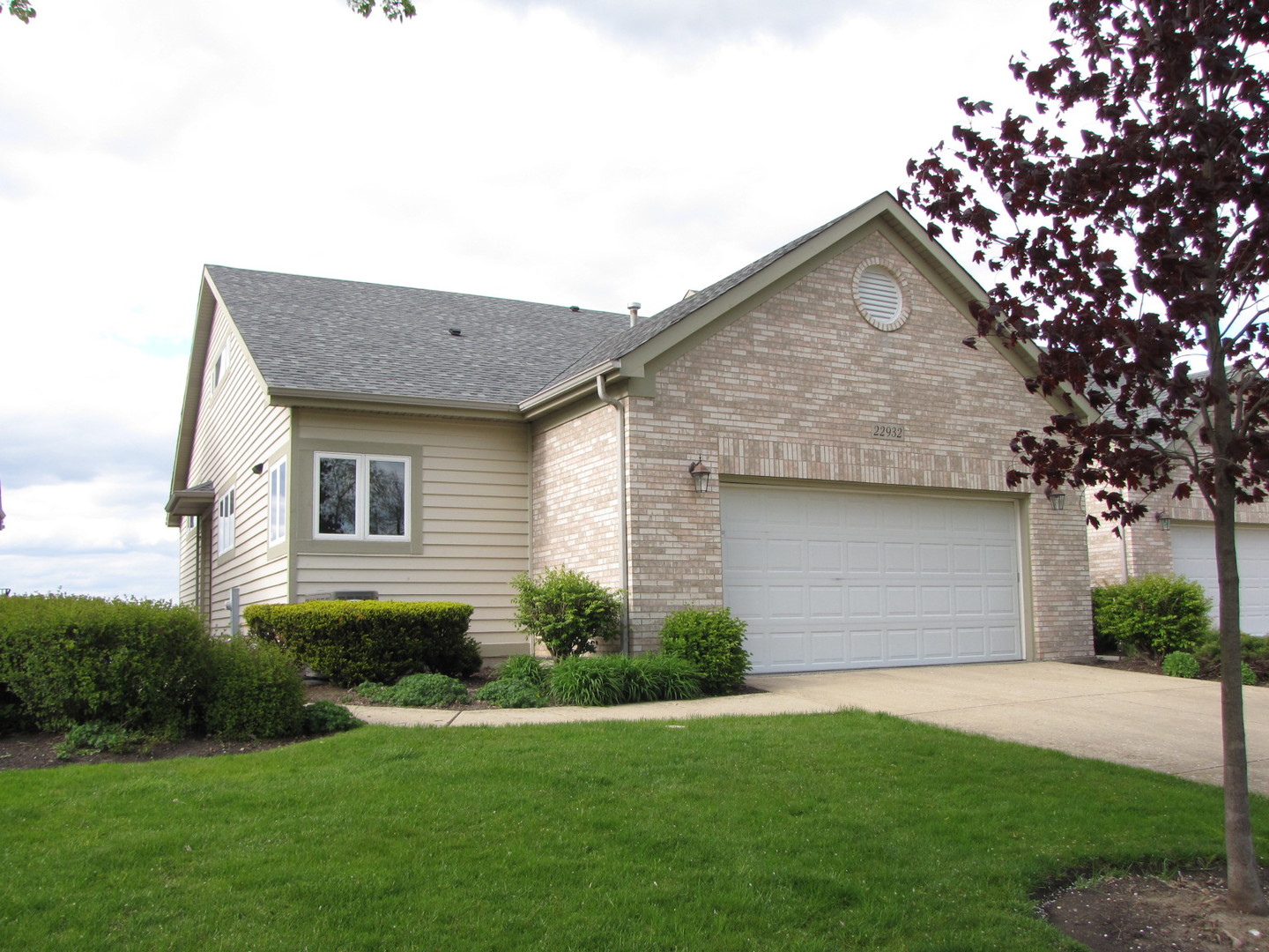 Homes For Sale In The Lakelands Subdivision In Plainfield Il at Lyle