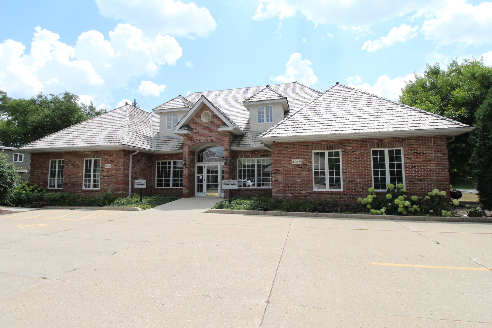 Commercial For Lease Sale Types In Libertyville Illinois Libertyville Il