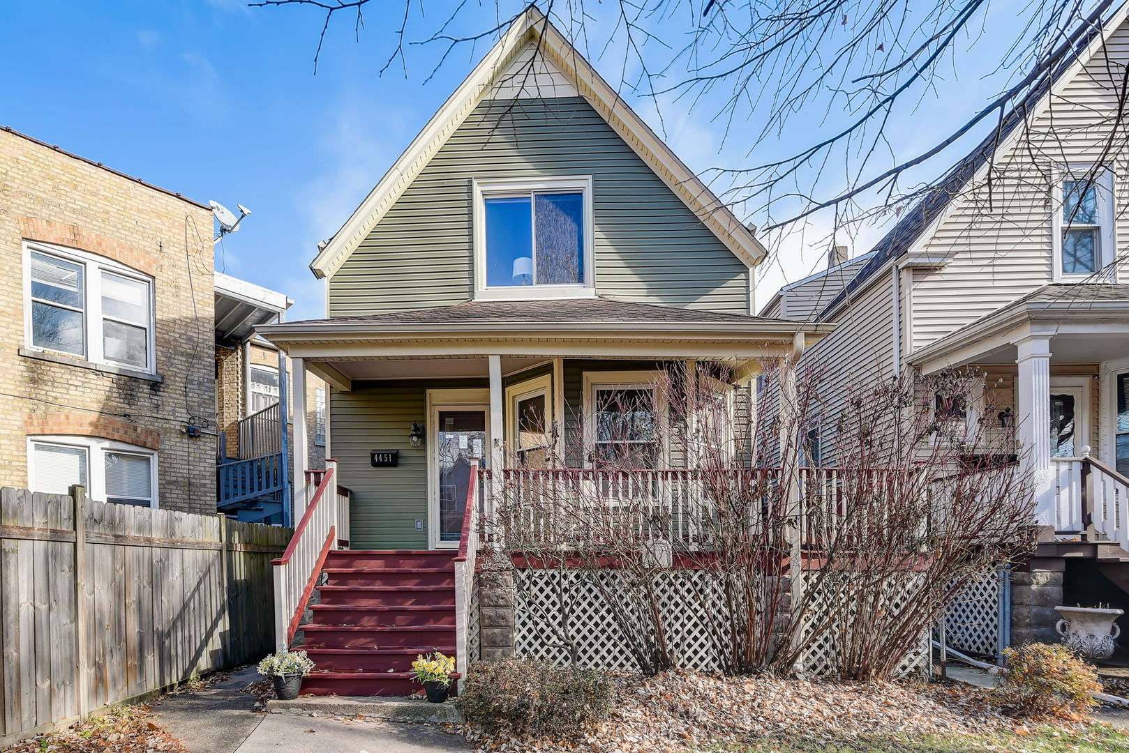 4 House in Irving Park