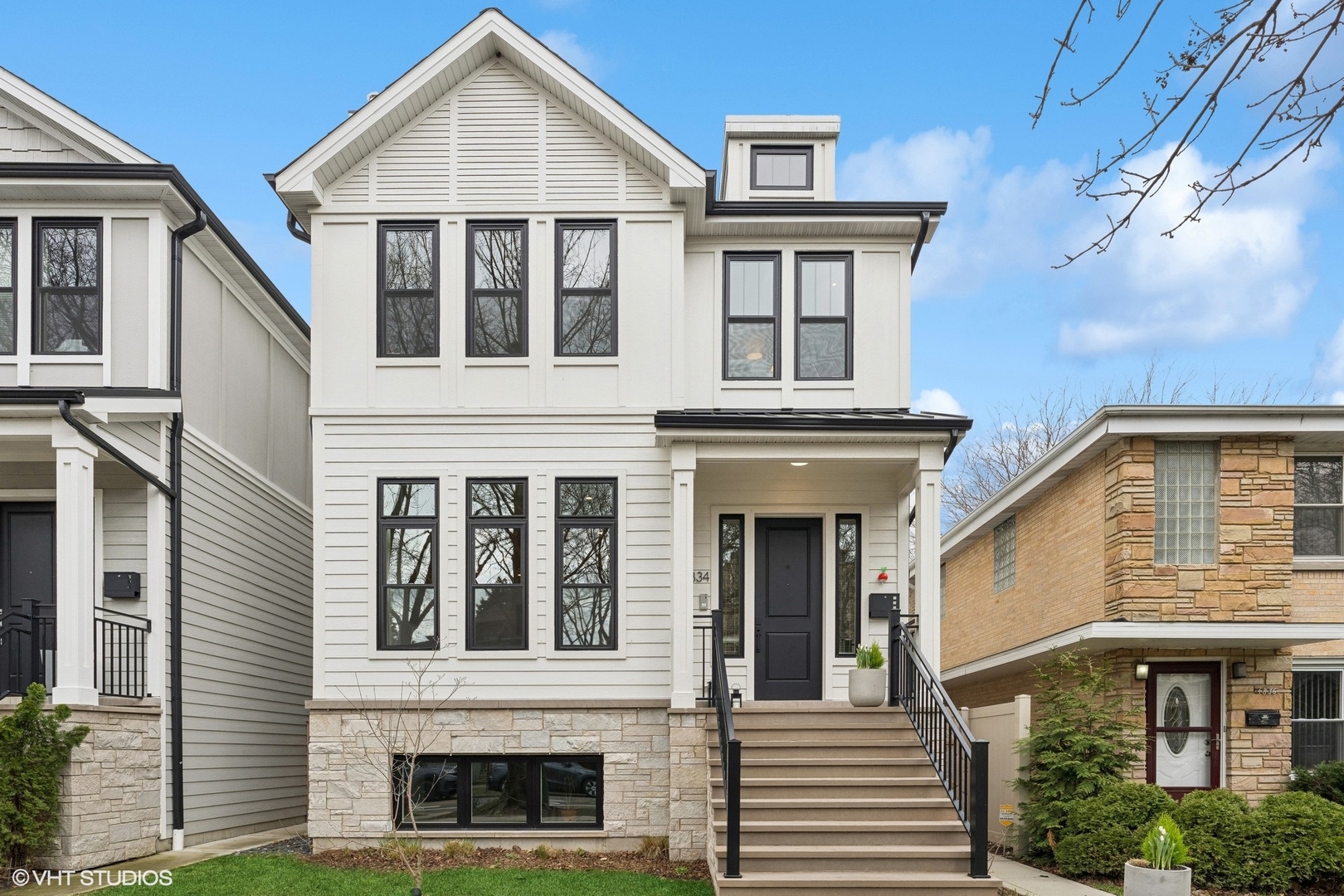 4 House in Lincoln Square