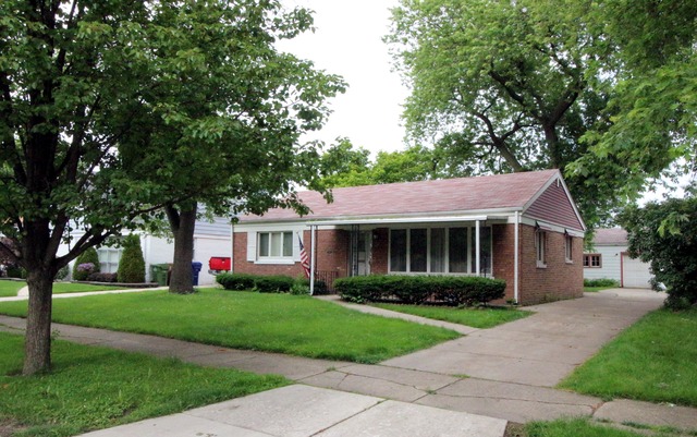 Photo of 10917 Komensky Oak Lawn IL 60453