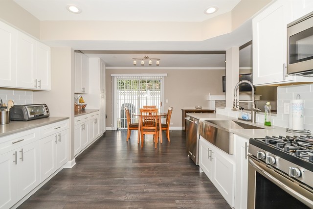 383 Le Parc Circle