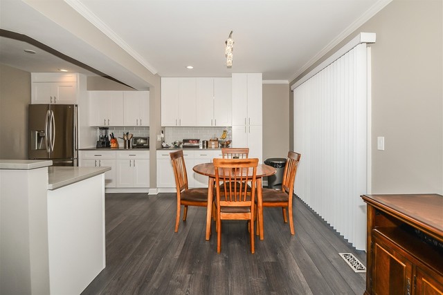 383 Le Parc Circle