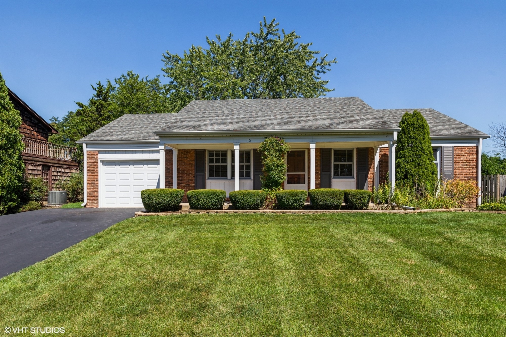 Strathmore in Buffalo Grove IL Homes for Sale Strathmore in Buffalo