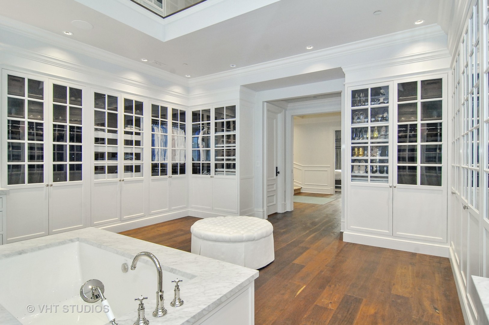 105 E Bellevue PL, Chicago, IL, 60611, Single Family Homes For Sale