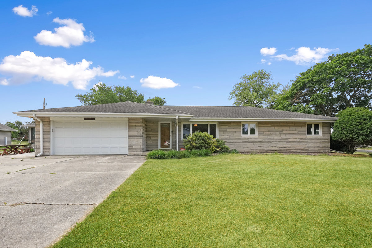 Crystal Lawns in Joliet IL Homes for Sale Crystal Lawns in Joliet Real Estate Bowers Realty