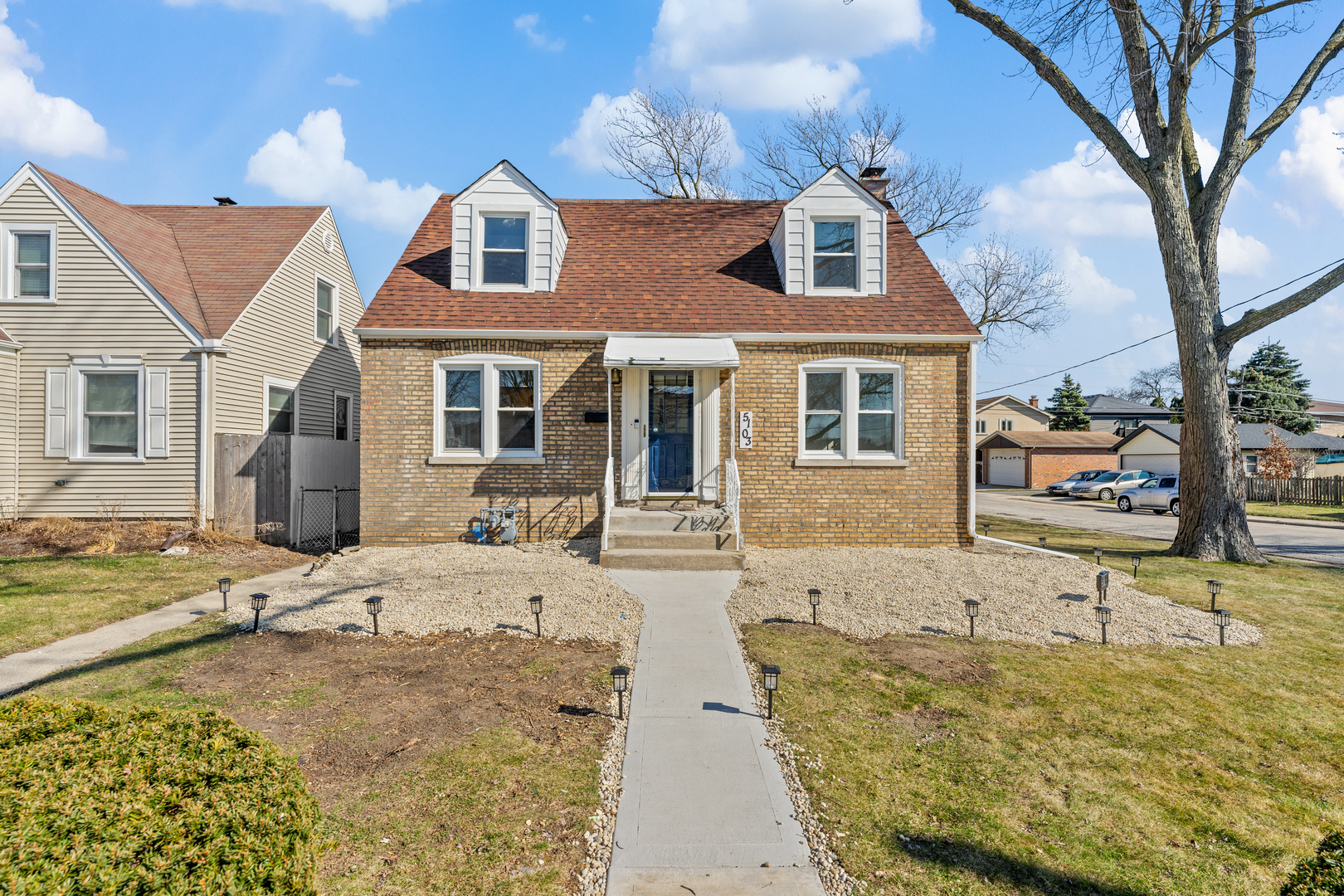 4 House in Harwood Heights