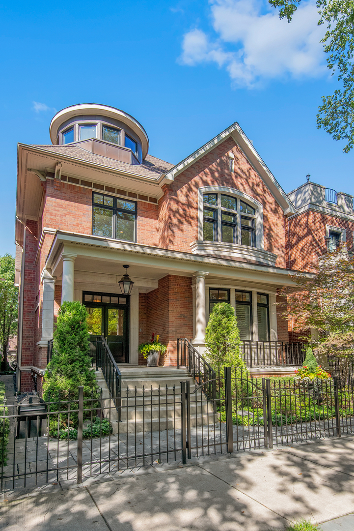 Photo of 3438 Greenview CHICAGO  60657