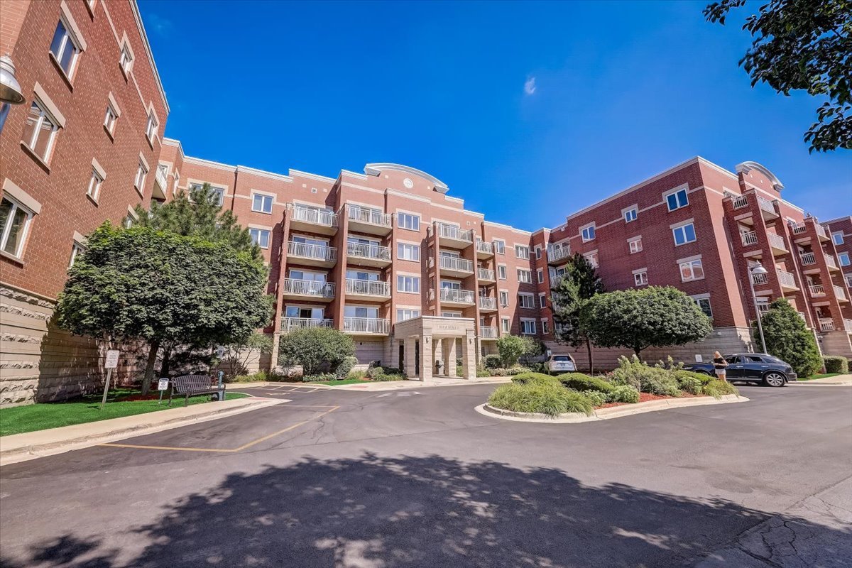 Belmont Central in Chicago IL Homes for Sale Belmont Central in