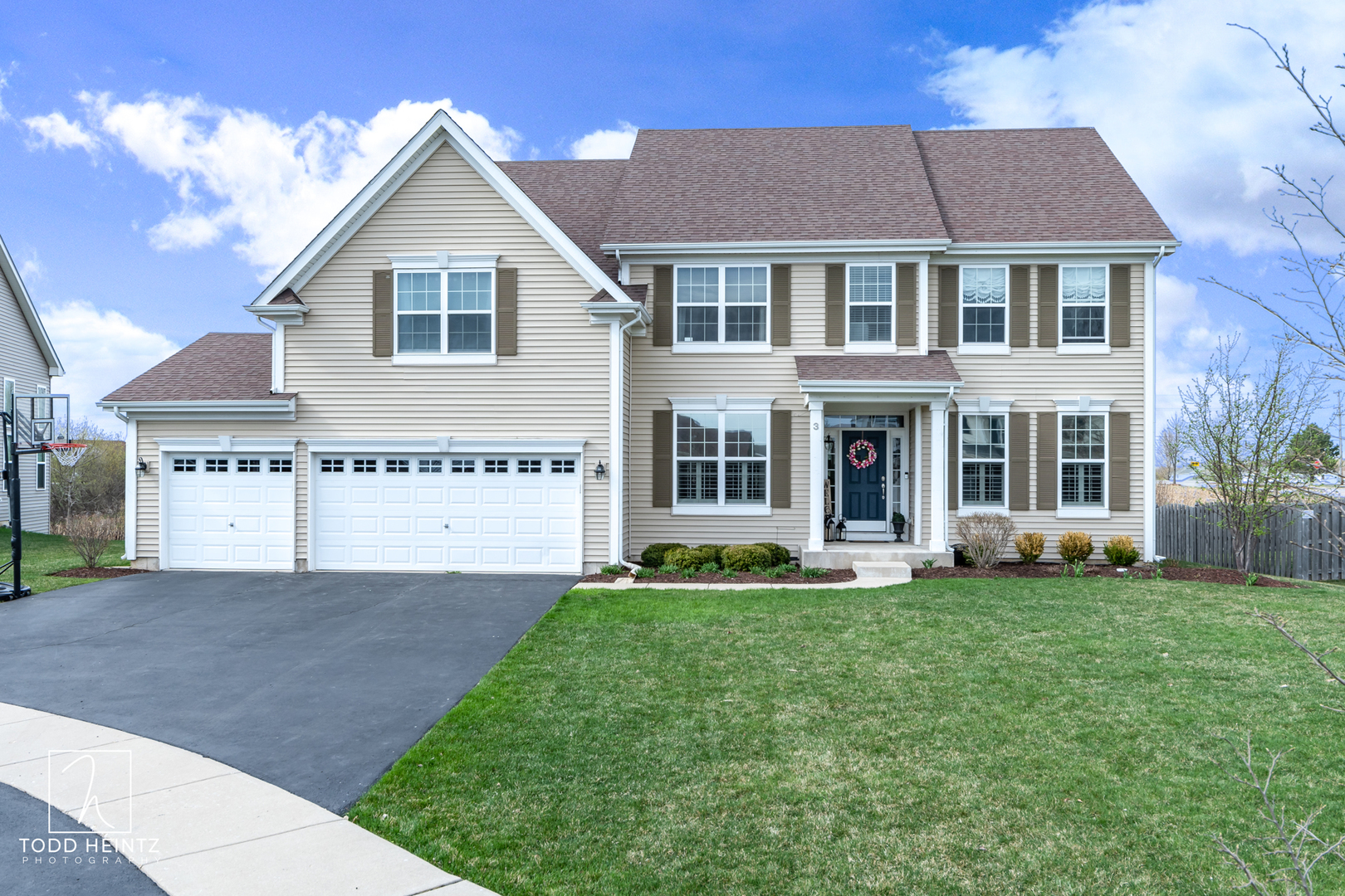 Lake in The Hills IL Homes for Sale Lake in The Hills Real Estate