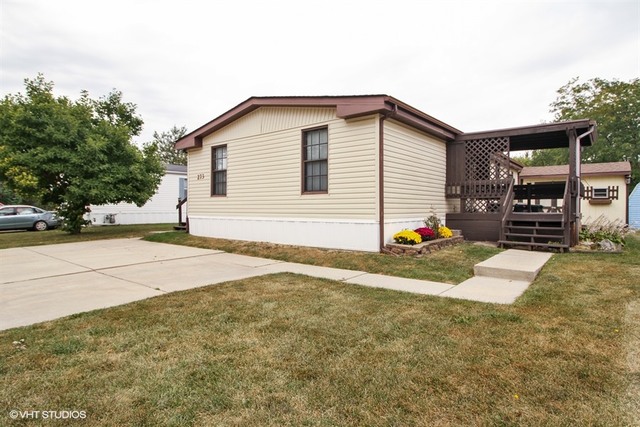 PropertyUP MLS# 09753821 for sold - 273 Duke Lynwood, Illinois 60411