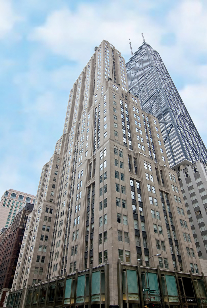 Palmolive Building Chicago Condos $1,000,000 To $3,000,000