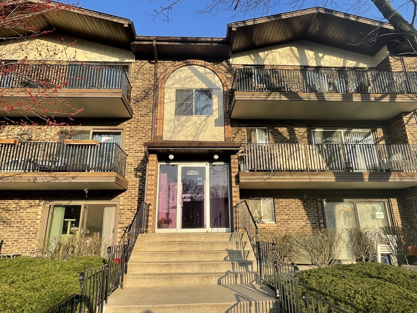 Crestwood IL Homes for Sale Crestwood Real Estate Bowers Realty Group