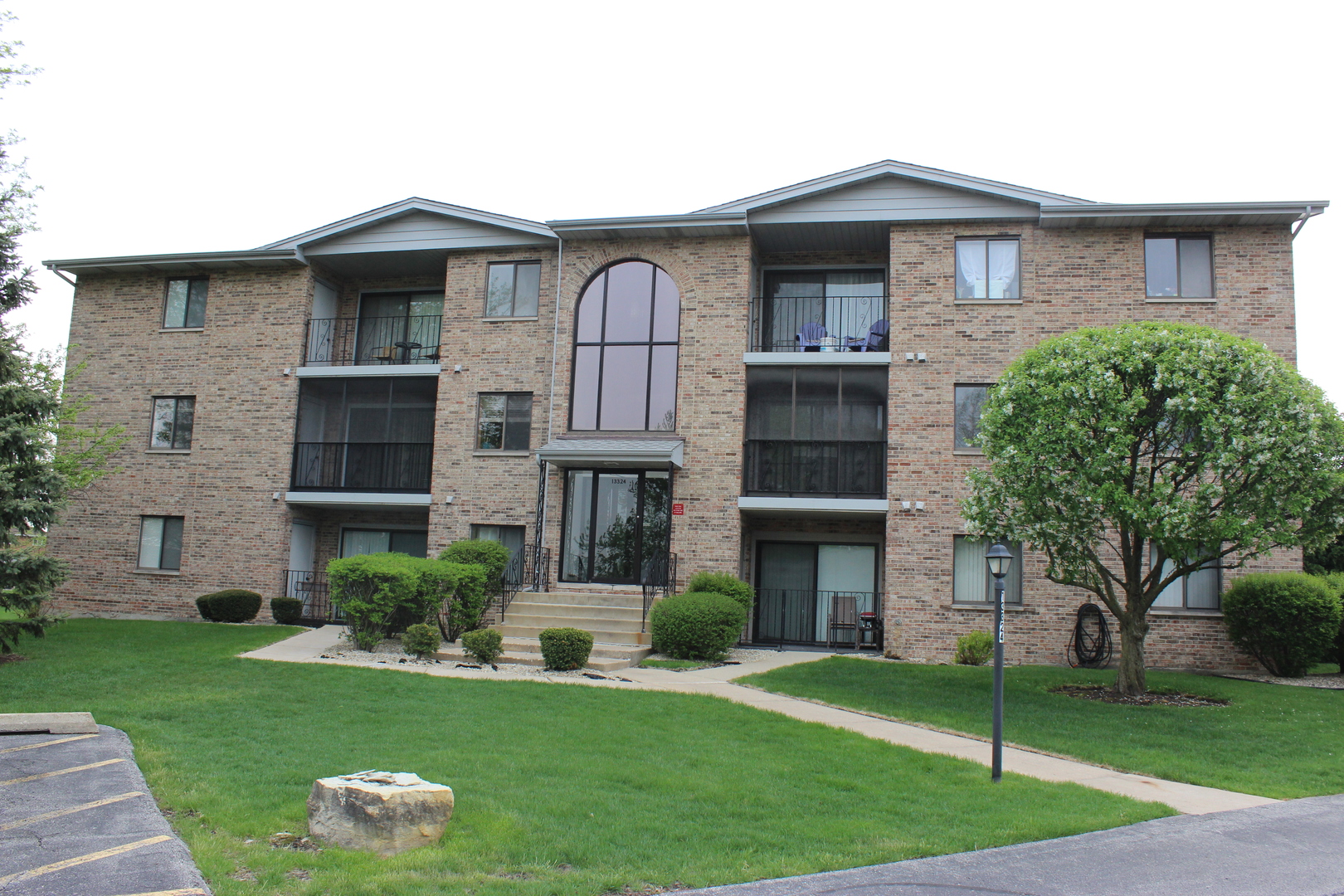 Crestwood IL Homes for Sale Crestwood Real Estate Bowers Realty Group Crestwood IL Homes for Sale Crestwood Real Estate Bowers Realty Group