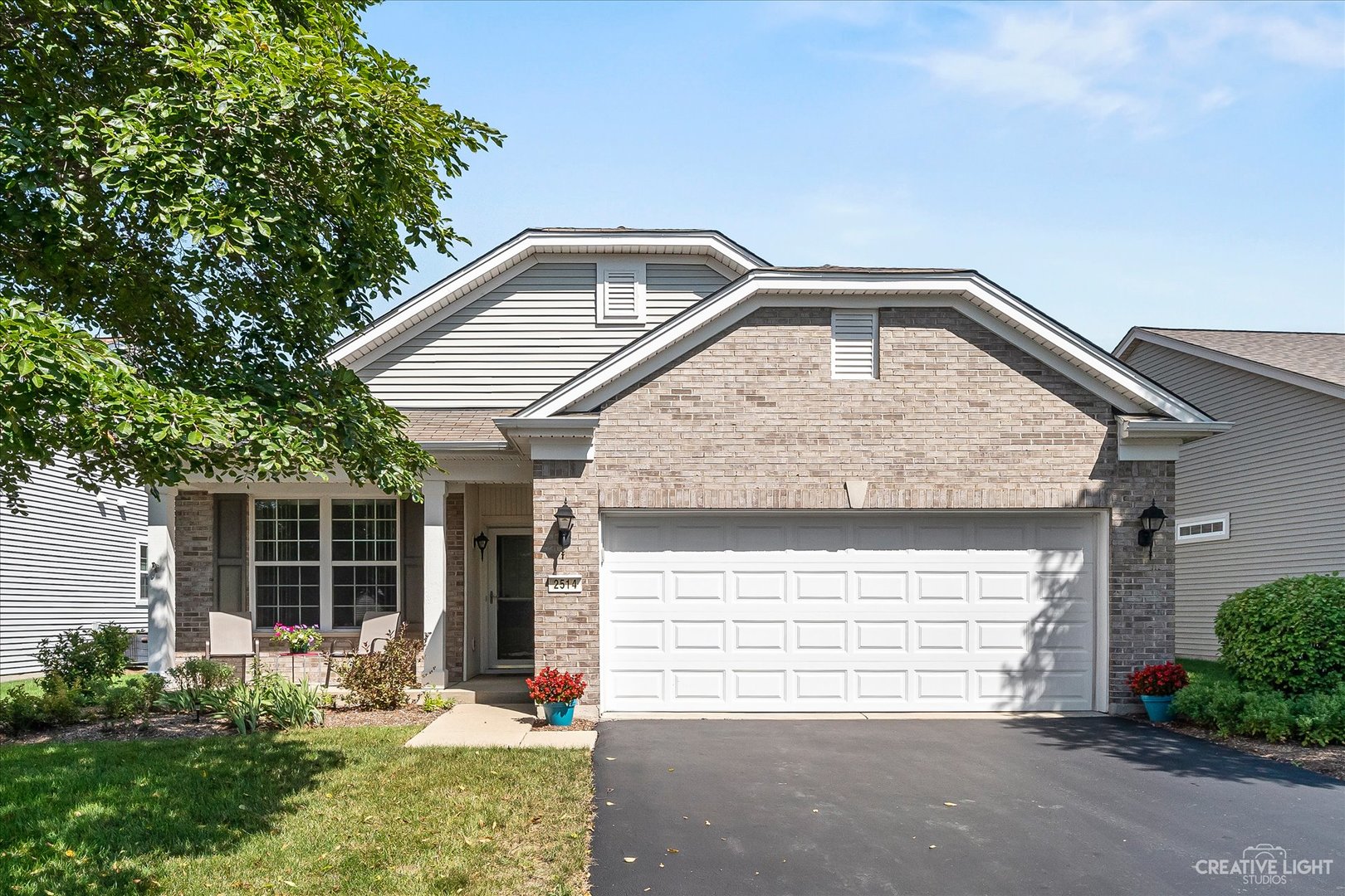 Edgewater By Del b in Elgin IL Homes for Sale Edgewater By Del