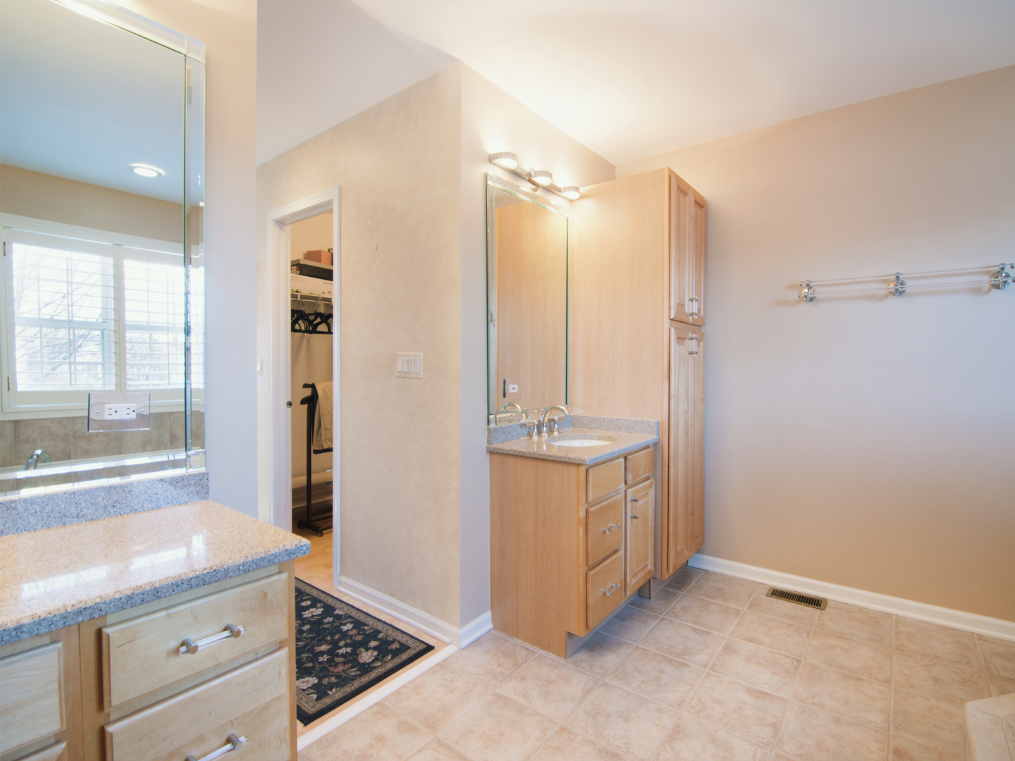 8080 Orchard Commons E